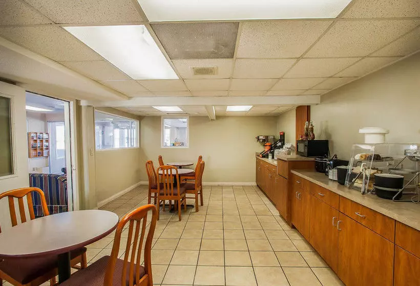 酒店 Rodeway Inn Effingham