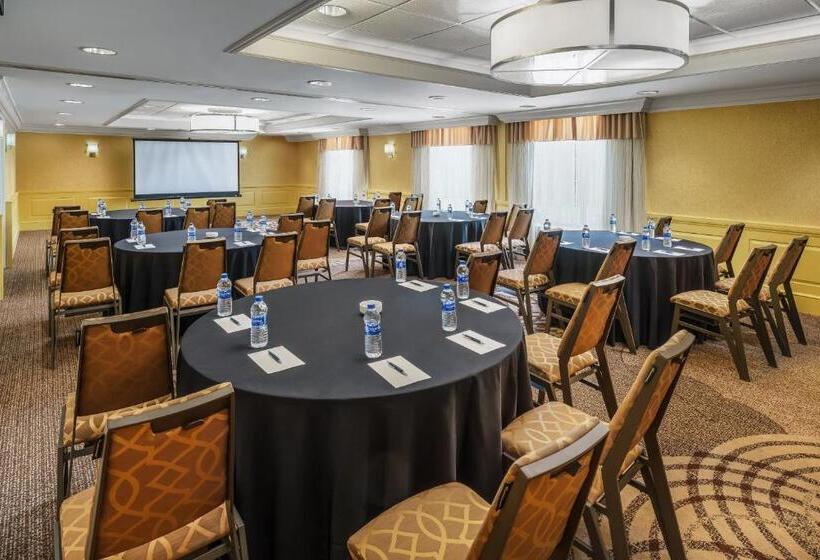 Отель Sheraton Great Valley