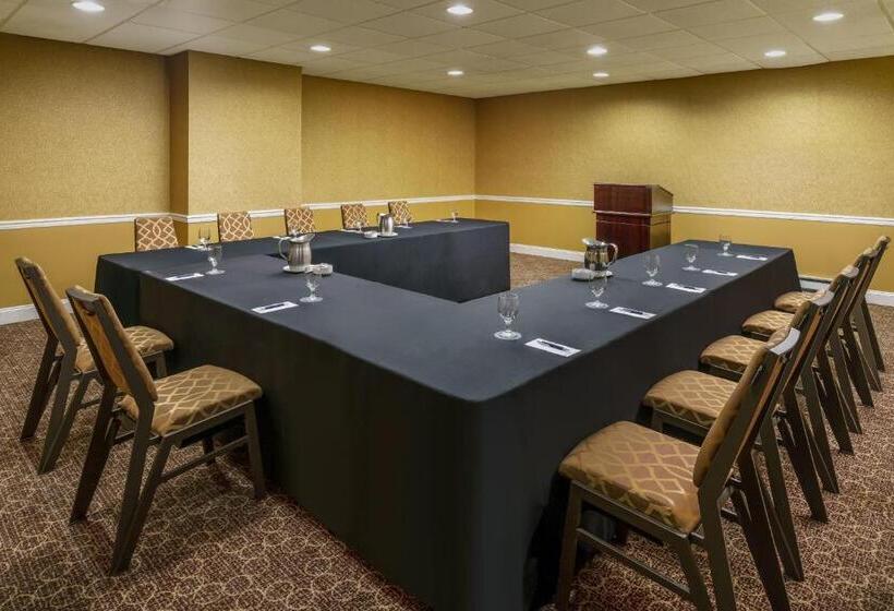 Отель Sheraton Great Valley