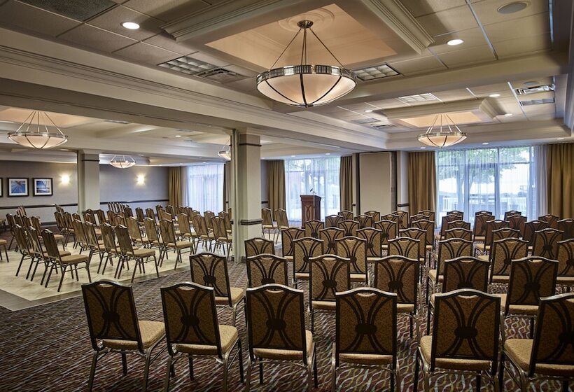 Waterfront Hotel Downtown Burlington