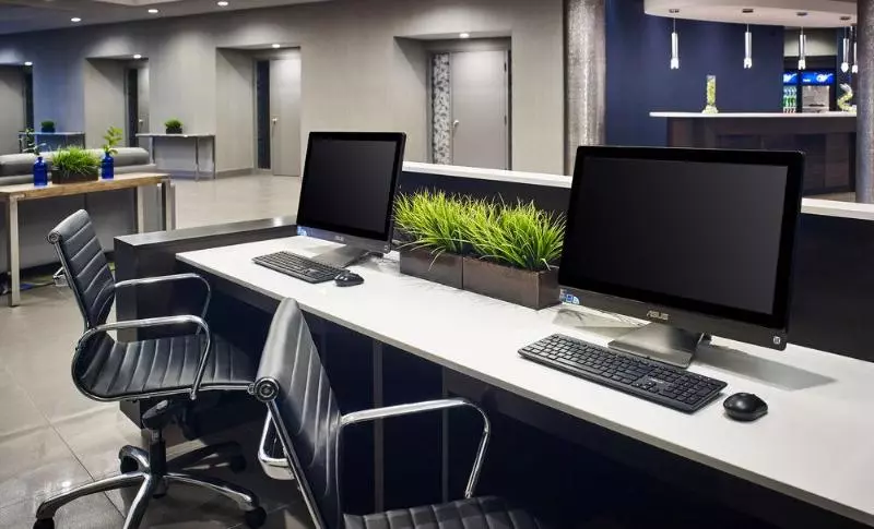 Waterfront Hotel Downtown Burlington