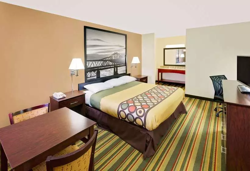 مُتل Super 8 By Wyndham Laurel