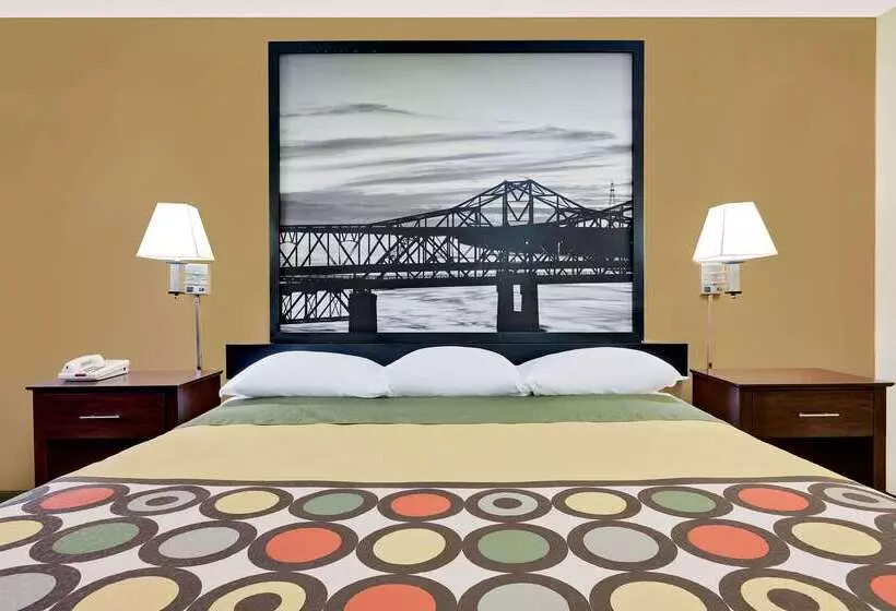 مُتل Super 8 By Wyndham Laurel