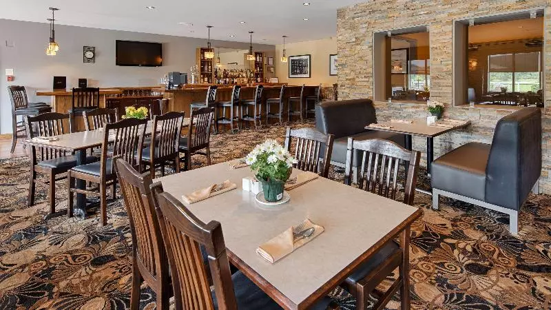 리조트 Best Western Plus Norwester Hotel & Conference Centre