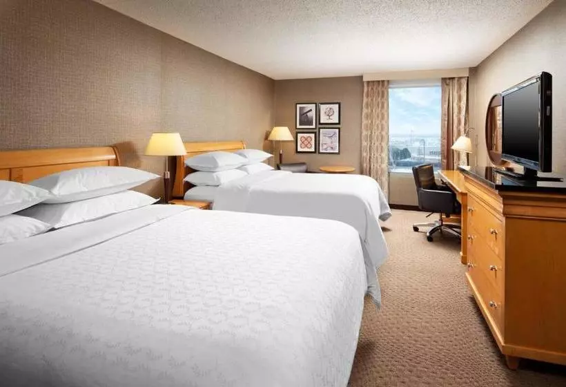 酒店 Sheraton Cleveland Airport