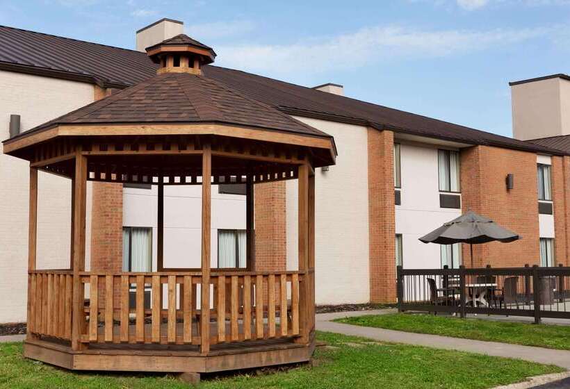 فندق Baymont By Wyndham Rocky Mount