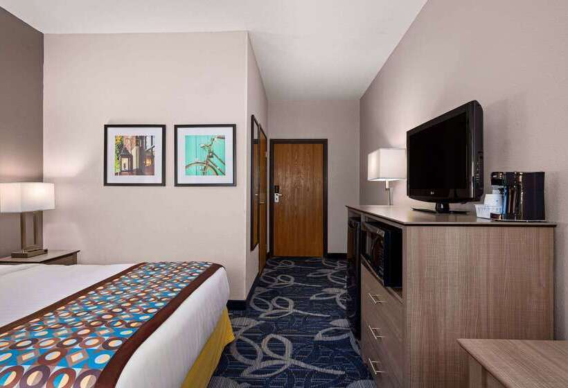 Hotel Baymont By Wyndham Waterloo