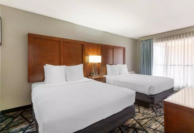 Отель Best Western Near Lackland Afb Sea World