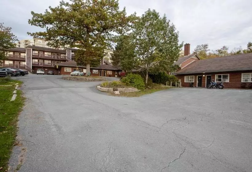 호텔 Bluenose Inn And Suites