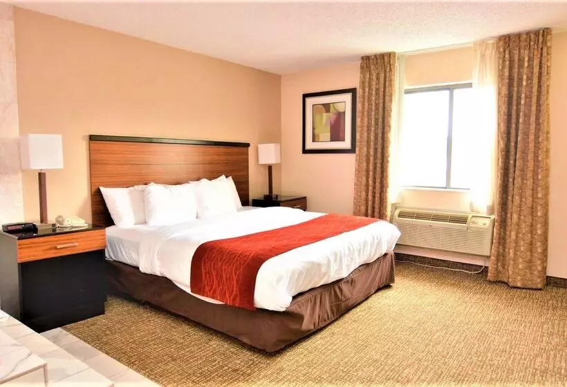 هتل Surestay Plus By Best Western Reading North