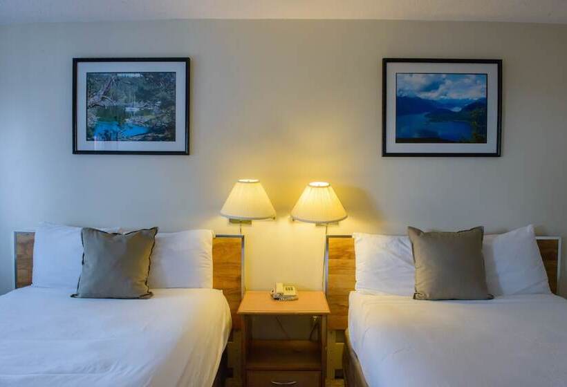 酒店 Driftwood Inn