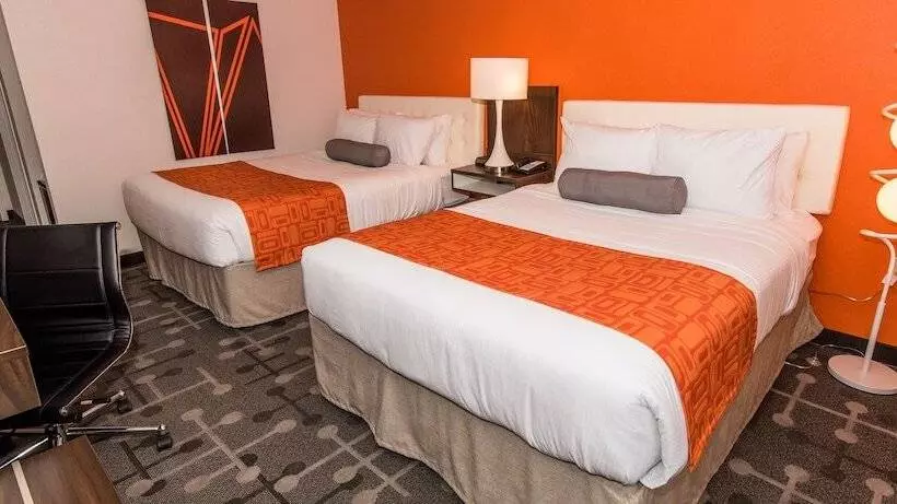 فندق Howard Johnson By Wyndham Portsmouth