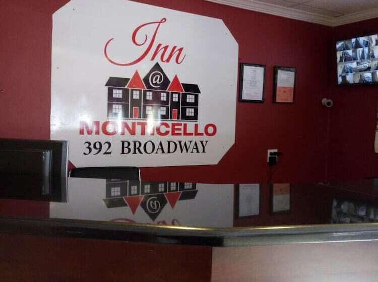 Hotel Inn At Monticello