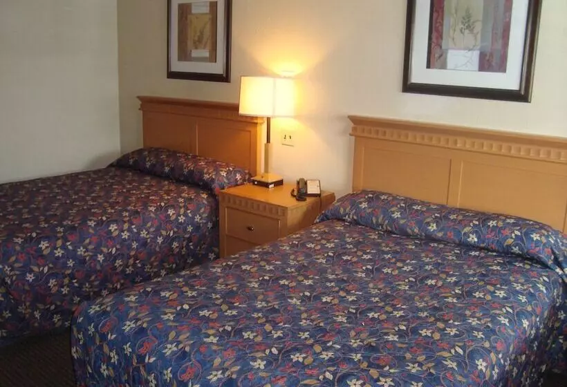 Hotel Inn At Monticello