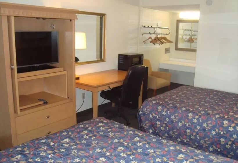 Hotel Inn At Monticello