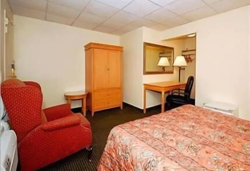 Hotel Inn At Monticello