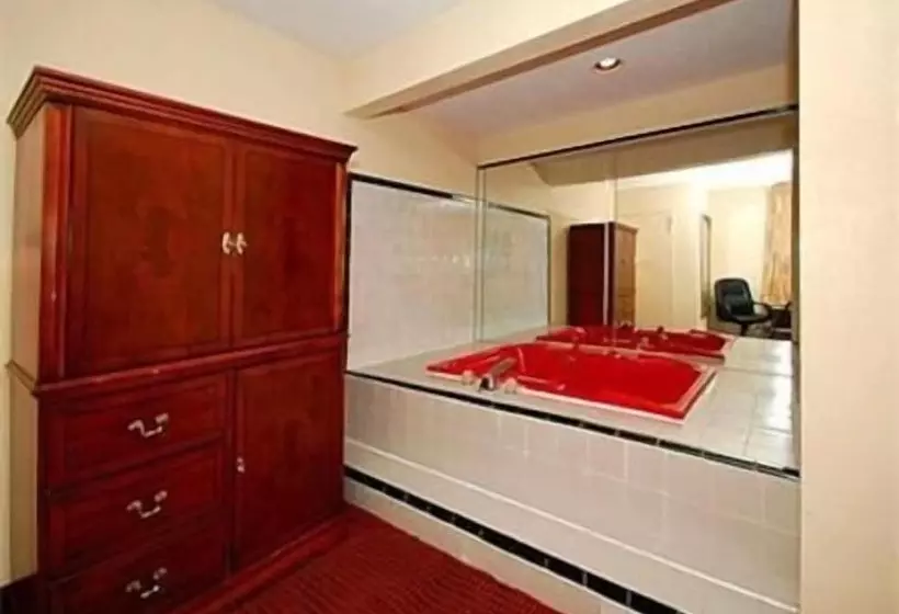 Hotel Inn At Monticello