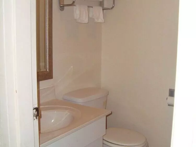 Hotel Inn At Monticello