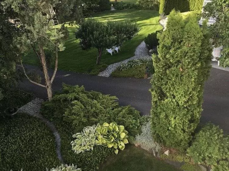 호텔 Lakeside Country Inn