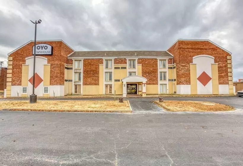 فندق Presidential Suites Tulsa