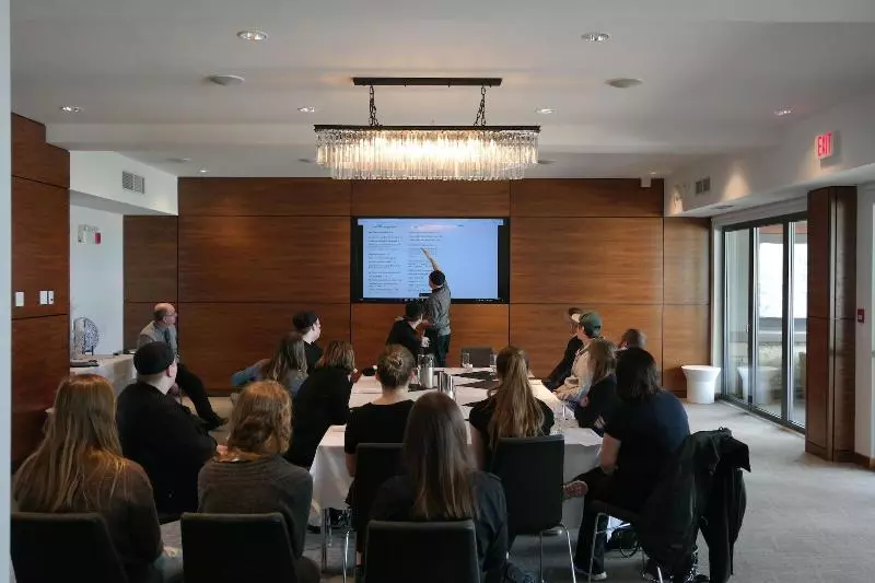 酒店 Qualicum Beach Inn