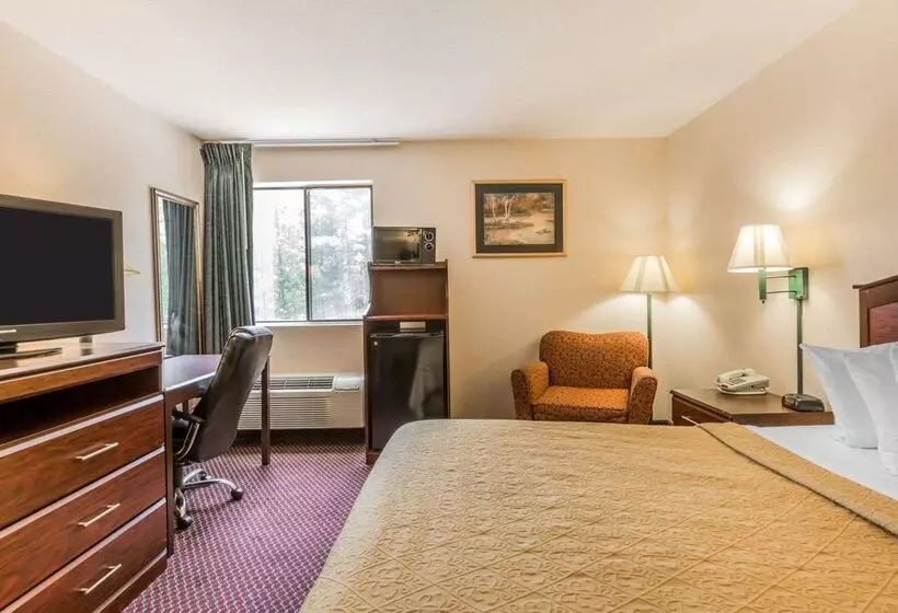 בית מלון כפרי Quality Inn Pell City I20 Exit 158