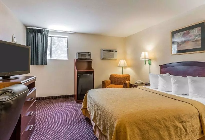 בית מלון כפרי Quality Inn Pell City I20 Exit 158