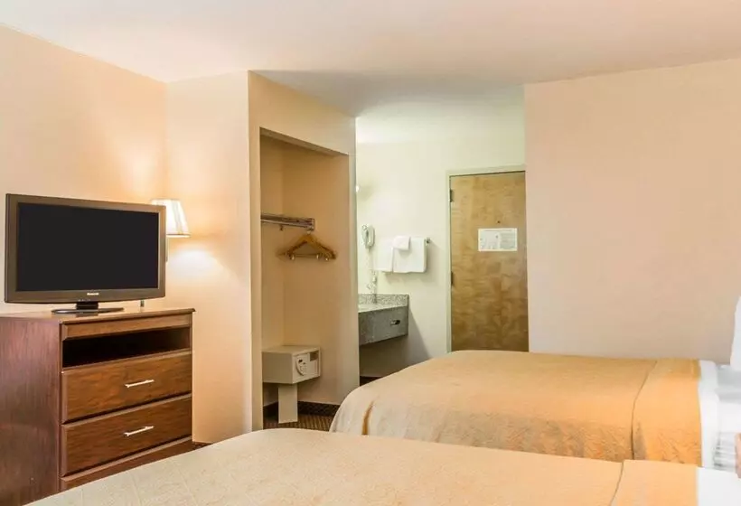 בית מלון כפרי Quality Inn Pell City I20 Exit 158
