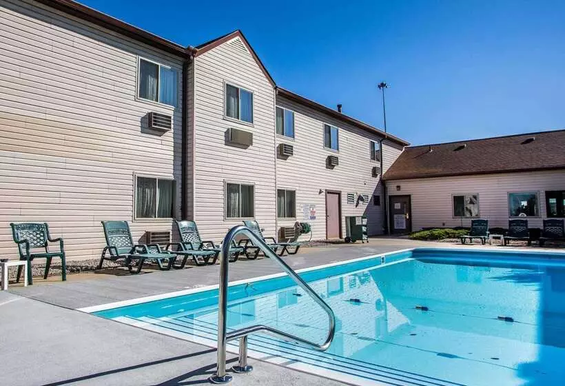 فندق Quality Inn