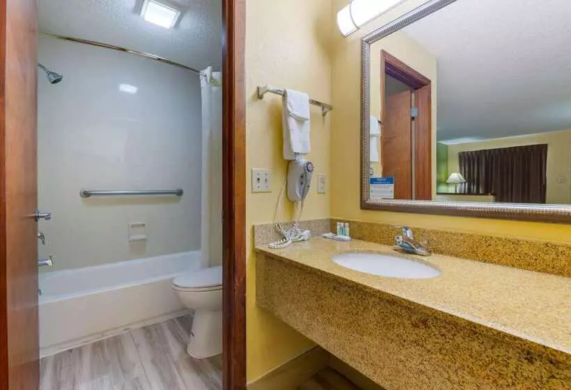 فندق Quality Inn & Suites Mt Dora North