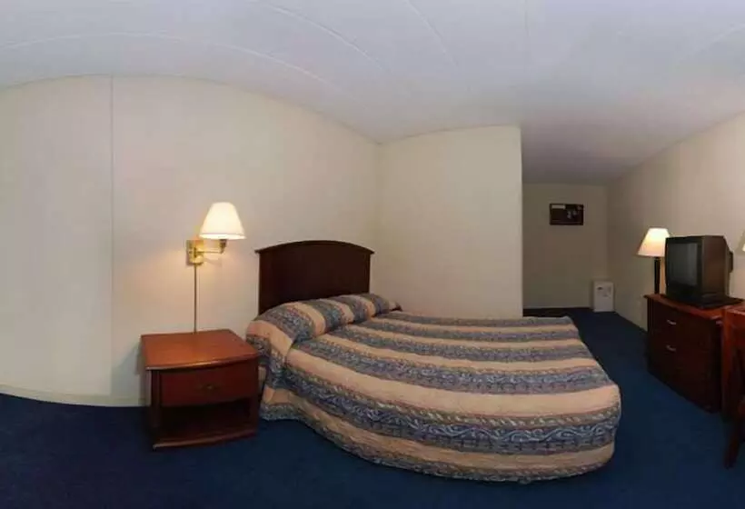 Отель Rodeway Inn North