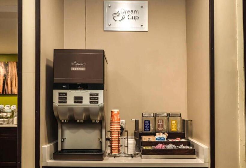 فندق Sleep Inn & Suites Omaha Airport