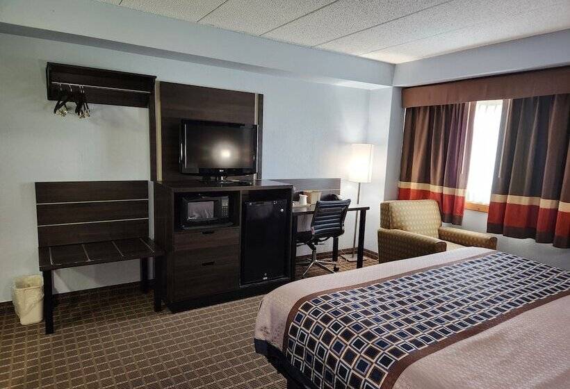 فندق Stillwater Inn & Suites