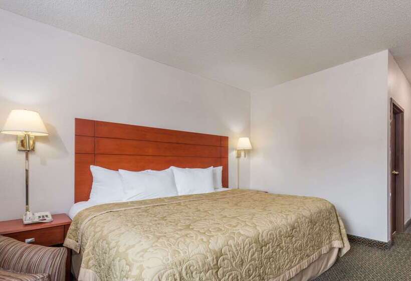 בית מלון כפרי Super 8 By Wyndham St Charles