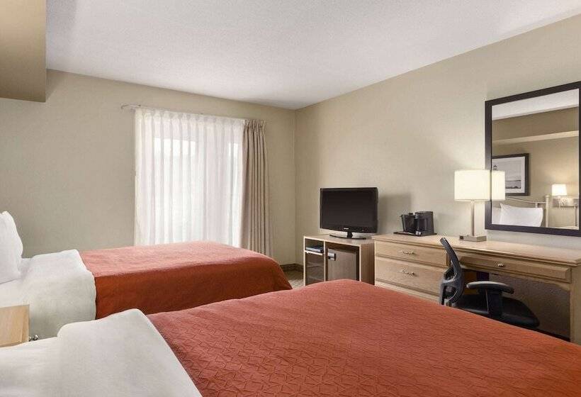 فندق Travelodge Suites By Wyndham Saint John