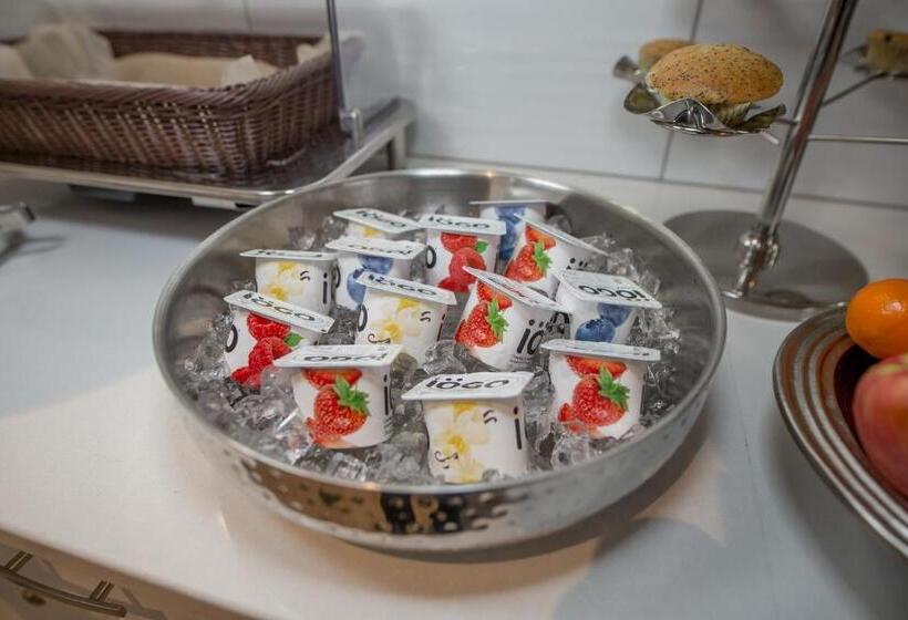 Мотель Robin Hood Inn And Suites