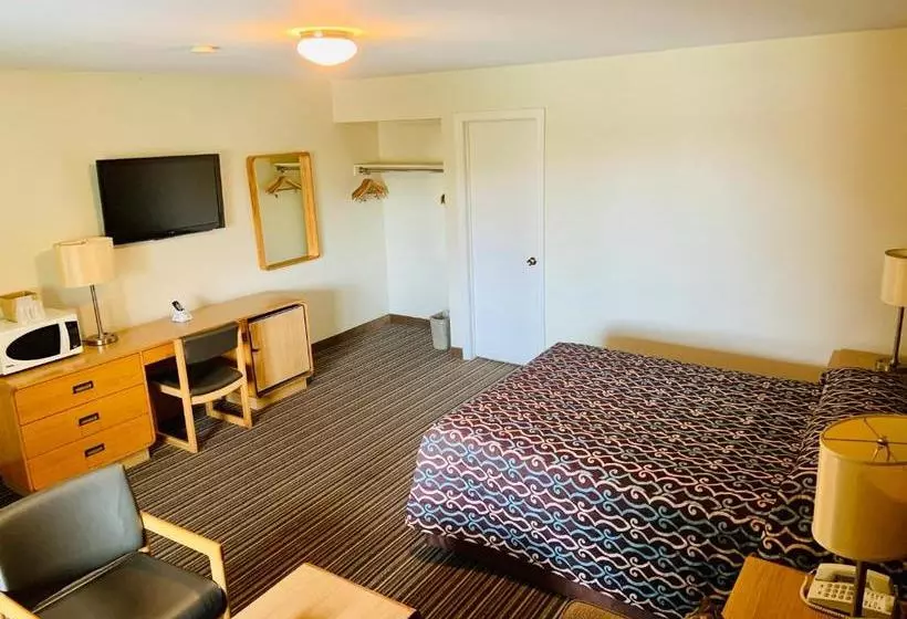 Green Acres Motel