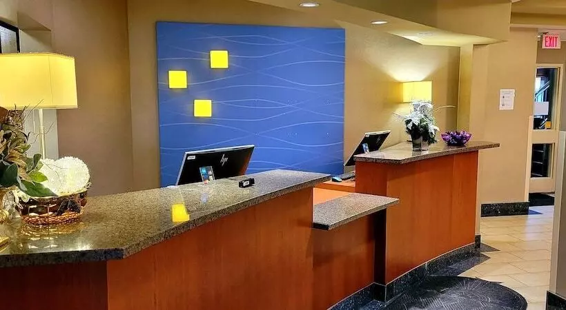 Sandman Hotel & Suites London Downtown