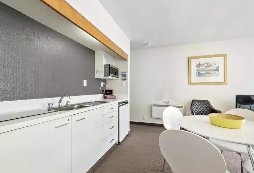 호텔 Amity Serviced Apartments