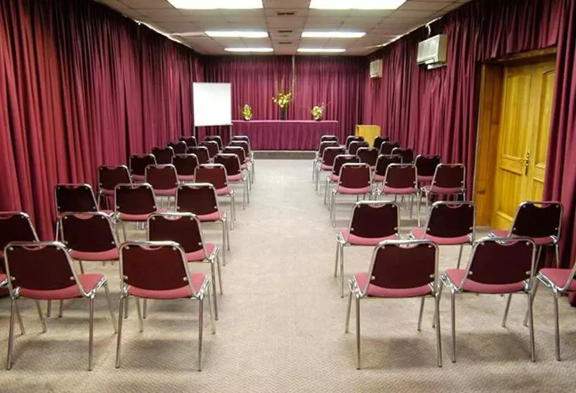 בית מלון כפרי Conde Ansurez