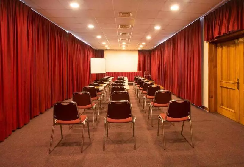 בית מלון כפרי Conde Ansurez