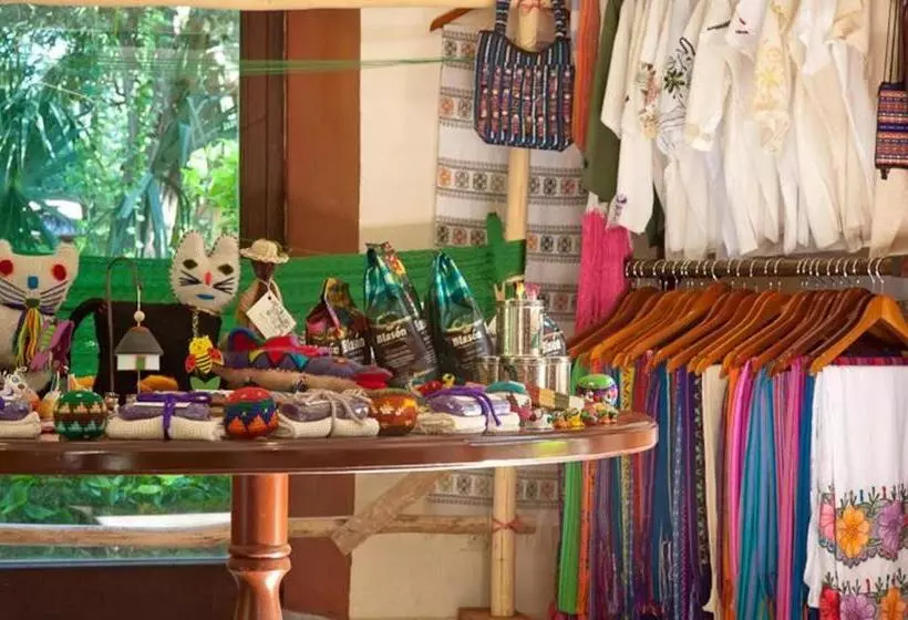 Отель Hacienda Chichen Resort And Yaxkin Spa