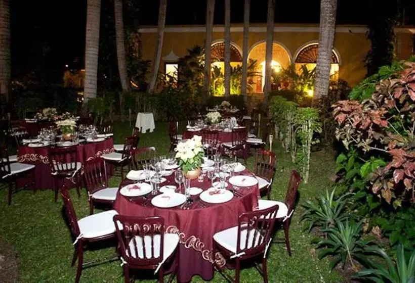 Отель Hacienda Chichen Resort And Yaxkin Spa