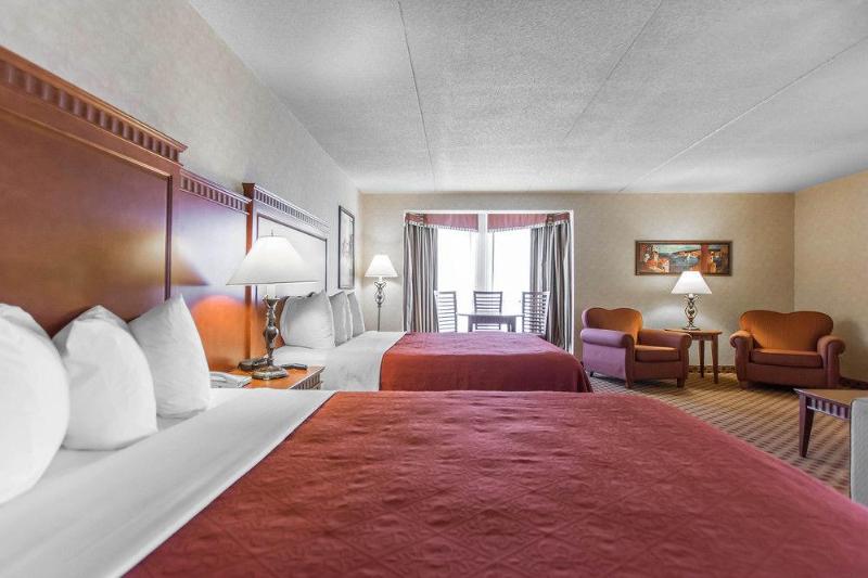 호텔 Quality Inn & Suites Bay Front