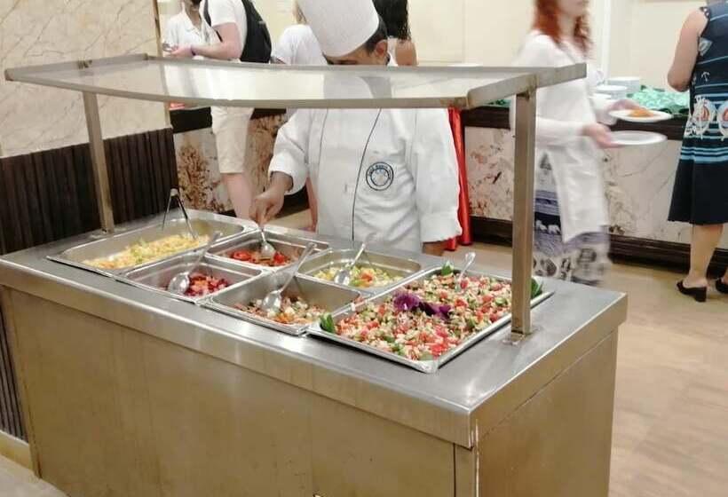 هتل Sand Beach Resort