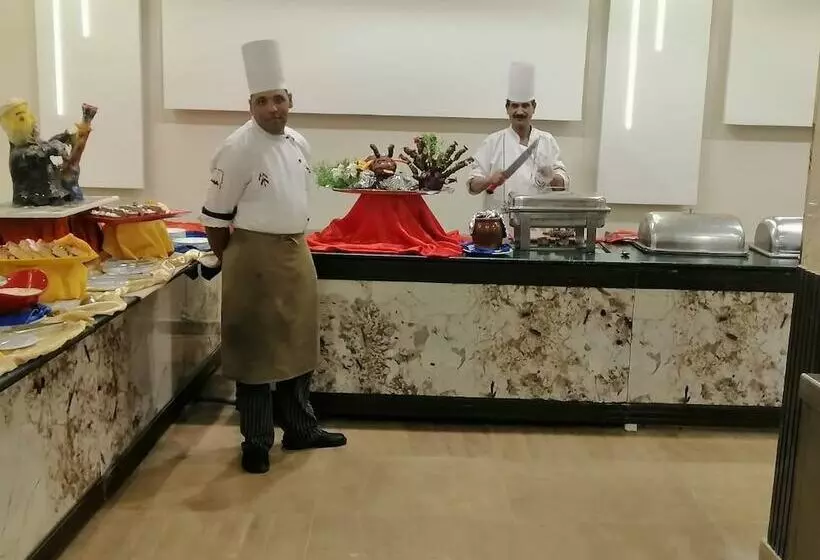 هتل Sand Beach Resort