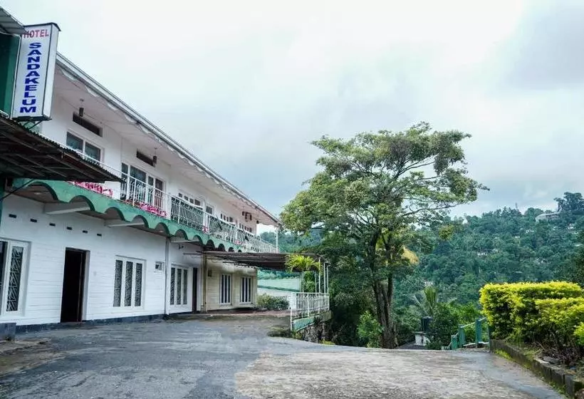 호텔 Sandekelum Tourist Guest House