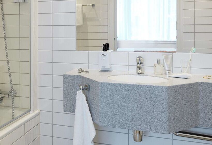 호텔 Scandic Neptun