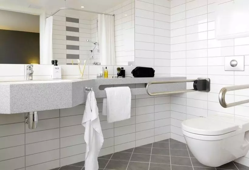 Отель Scandic Neptun