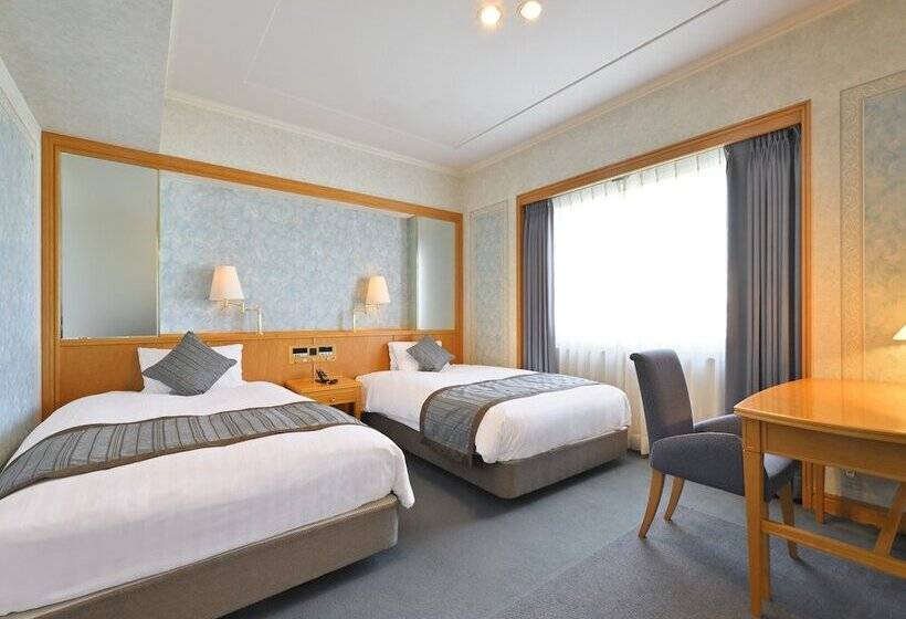 Otel Takamatsu Kokusai